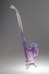 Glaspfeife des Glasmachers Julius Adamove