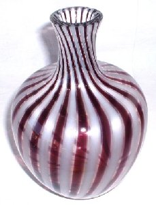 Gangkofner Vase a canne rot-wei farblos berfangen fr Hessenglas GmbH Oberursel