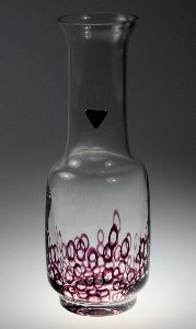 Kristall-Vase mit runden violetten Einschmelzungen