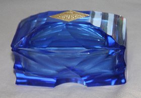 Puderdose, Kristallglas blau handgeschliffen, Crystal Schander Comp.