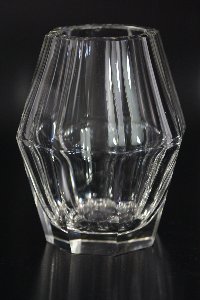 Vase handgeschliffen der Kristallglas GmbH Oberursel, von Rudolf Seibt und Franz Burkert