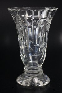 Vase handgeschliffen der Kristallglas GmbH Oberursel, von Rudolf Seibt und Franz Burkert