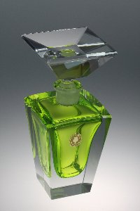 Parfümflakon Innenfang hellgrün, Kristallglas handgeschliffen und mundgeblasen, Kristallglas GmbH Oberursel, Design: Franz Burkert