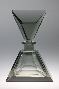 Flakon Nr. 1239 rauchgrau / smok, Kristallglas mundgeblasen und handgeschliffen, Kristallglas GmbH Oberursel, Design: Franz Burkert