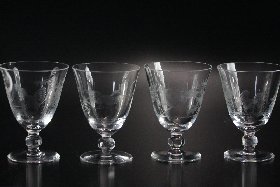 Gravierte Gläser mit Jagdmotiven der Kristallglas GmbH Oberursel