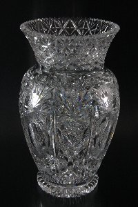 Groe Bleikristallvase, Form: Hessenglas, Einteilung und Schliff: Gerd Flecker