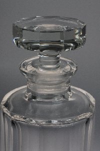 Detail Whiskyflasche Nr. 1250 der Kristallglas GmbH Oberursel, Stöpsel eingeschliffen und poliert, Design: Franz Burkert