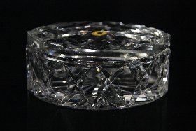 Puderdose Nr. 539/1 Kristallglas  handgeschliffen der Kristallglas GmbH Oberursel, Design: Franz Burkert