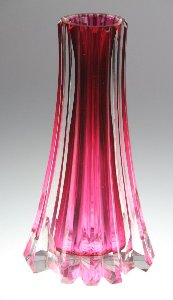 Vase handgeschliffen der Kristallglas GmbH Oberursel, Design: Franz Burkert