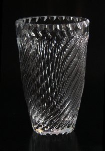 Vase handgeschliffen, H: 20,2 cm, D: 7,5 - 13 cm, Kristallglas GmbH & Co. KG Oberursel