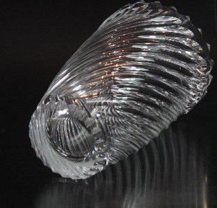 Unterseite Vase handgeschliffen der Kristallglas GmbH & Co. KG Oberursel